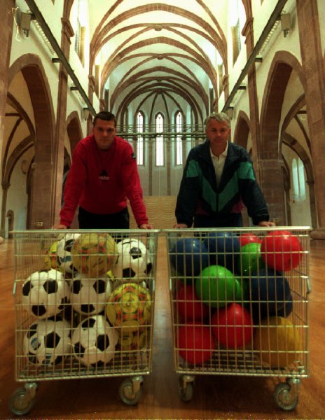 TURNHALLE ST.MAXIMIN